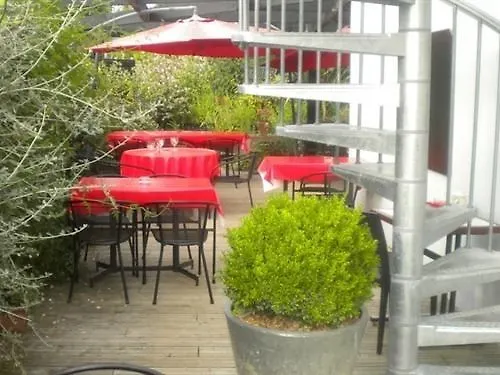 Appartements De L'Auberge Du Chemin De Fer Ланестер Отель